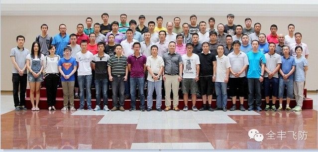 全豐航空值?？萍加邢薰?名教練通過“中國(guó)航空器擁有者及駕駛員協(xié)會(huì)”首 次專 業(yè)考試